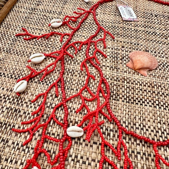 🪸 Red Beaded Coral Necklace Shell Beach - Picture 4 of 4